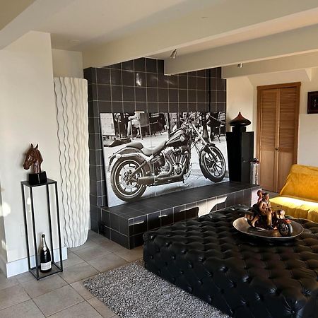 Seymour Private Bedroom, Ensuite Bathroom With Shared Pool, Hot Tub With Views North Vancouver Esterno foto