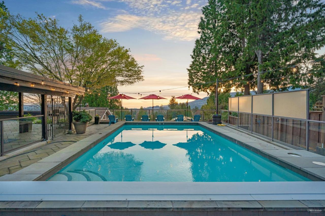 Seymour Private Bedroom, Ensuite Bathroom With Shared Pool, Hot Tub With Views North Vancouver Esterno foto