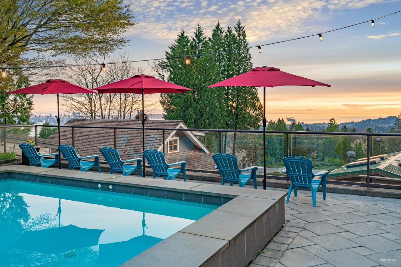 Seymour Private Bedroom, Ensuite Bathroom With Shared Pool, Hot Tub With Views North Vancouver Esterno foto