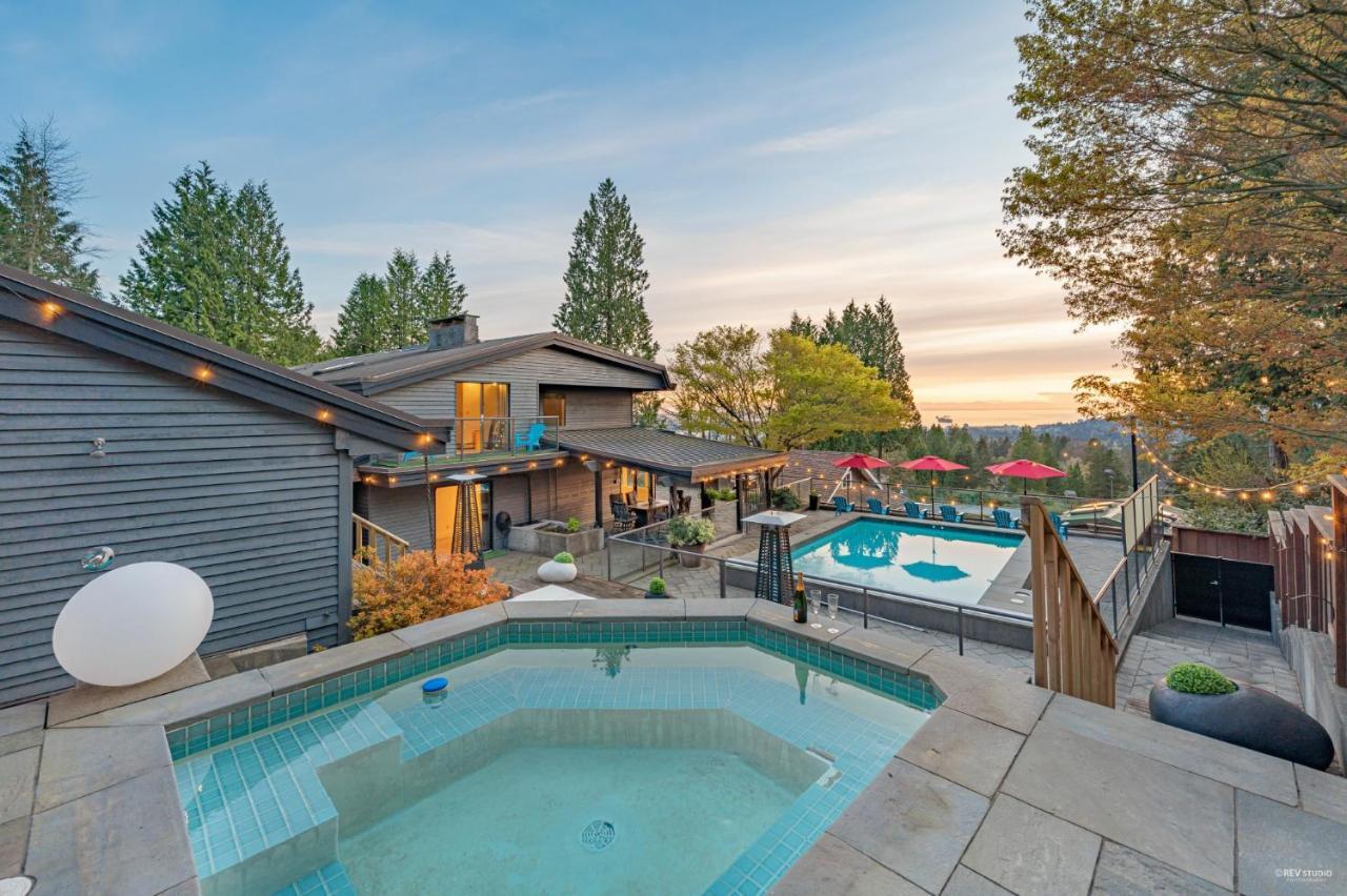 Seymour Private Bedroom, Ensuite Bathroom With Shared Pool, Hot Tub With Views North Vancouver Esterno foto