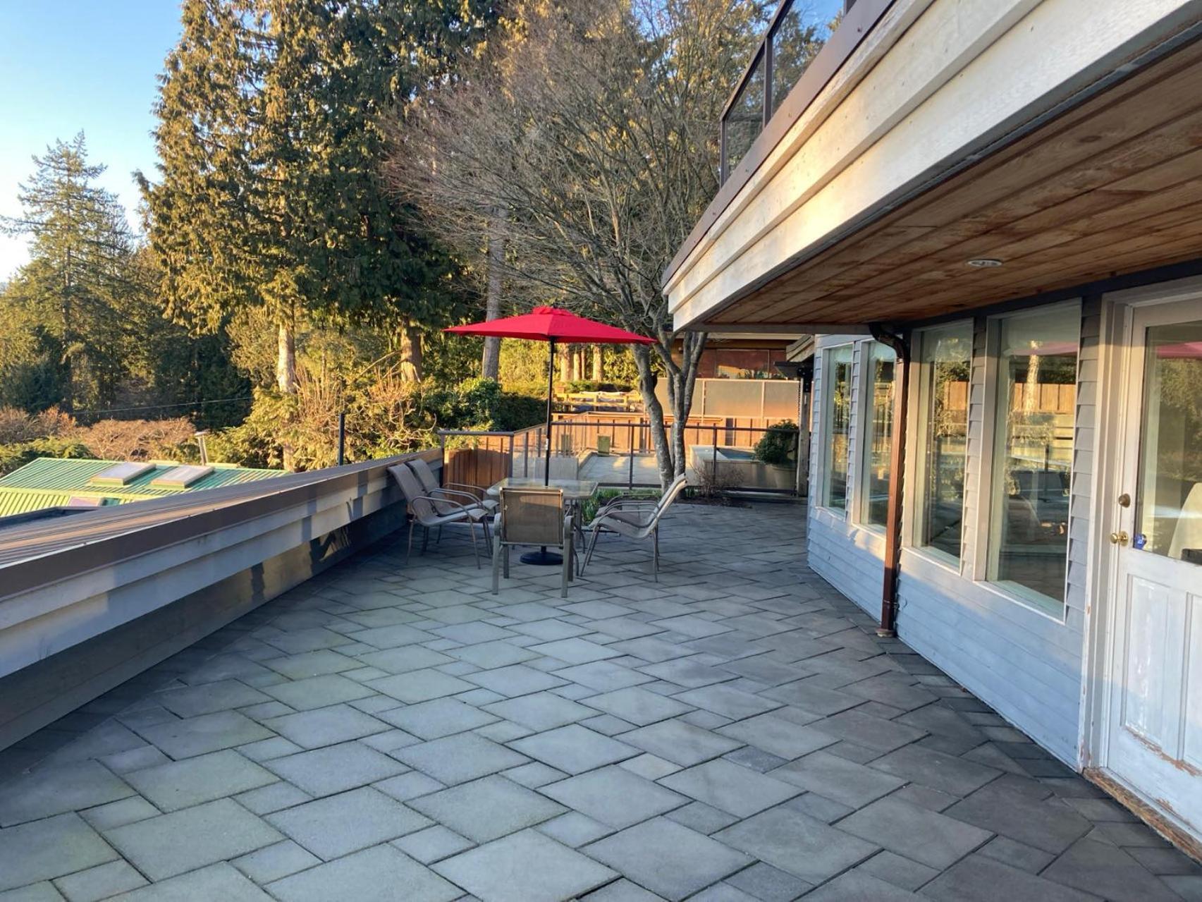 Seymour Private Bedroom, Ensuite Bathroom With Shared Pool, Hot Tub With Views North Vancouver Esterno foto