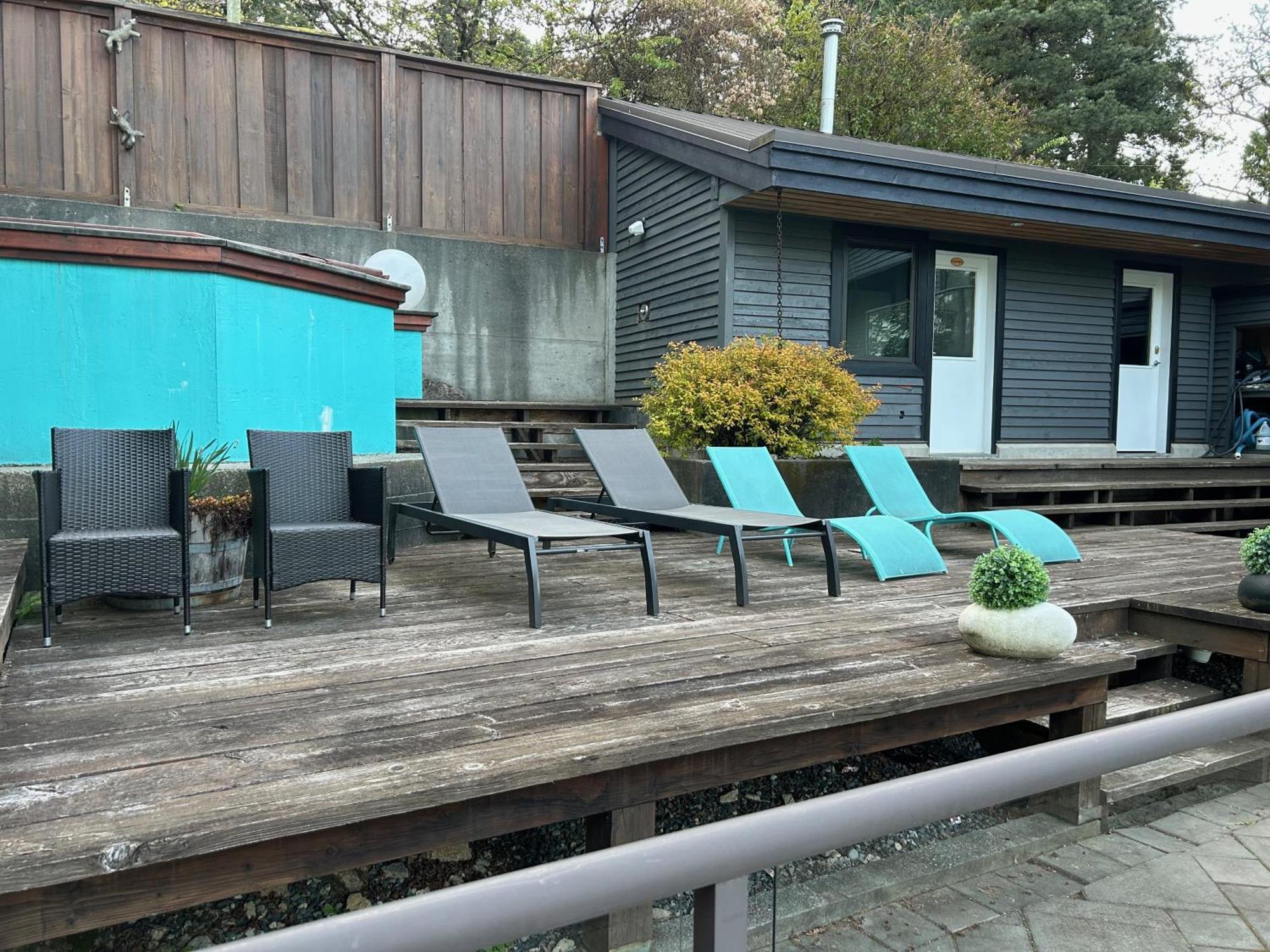 Seymour Private Bedroom, Ensuite Bathroom With Shared Pool, Hot Tub With Views North Vancouver Esterno foto