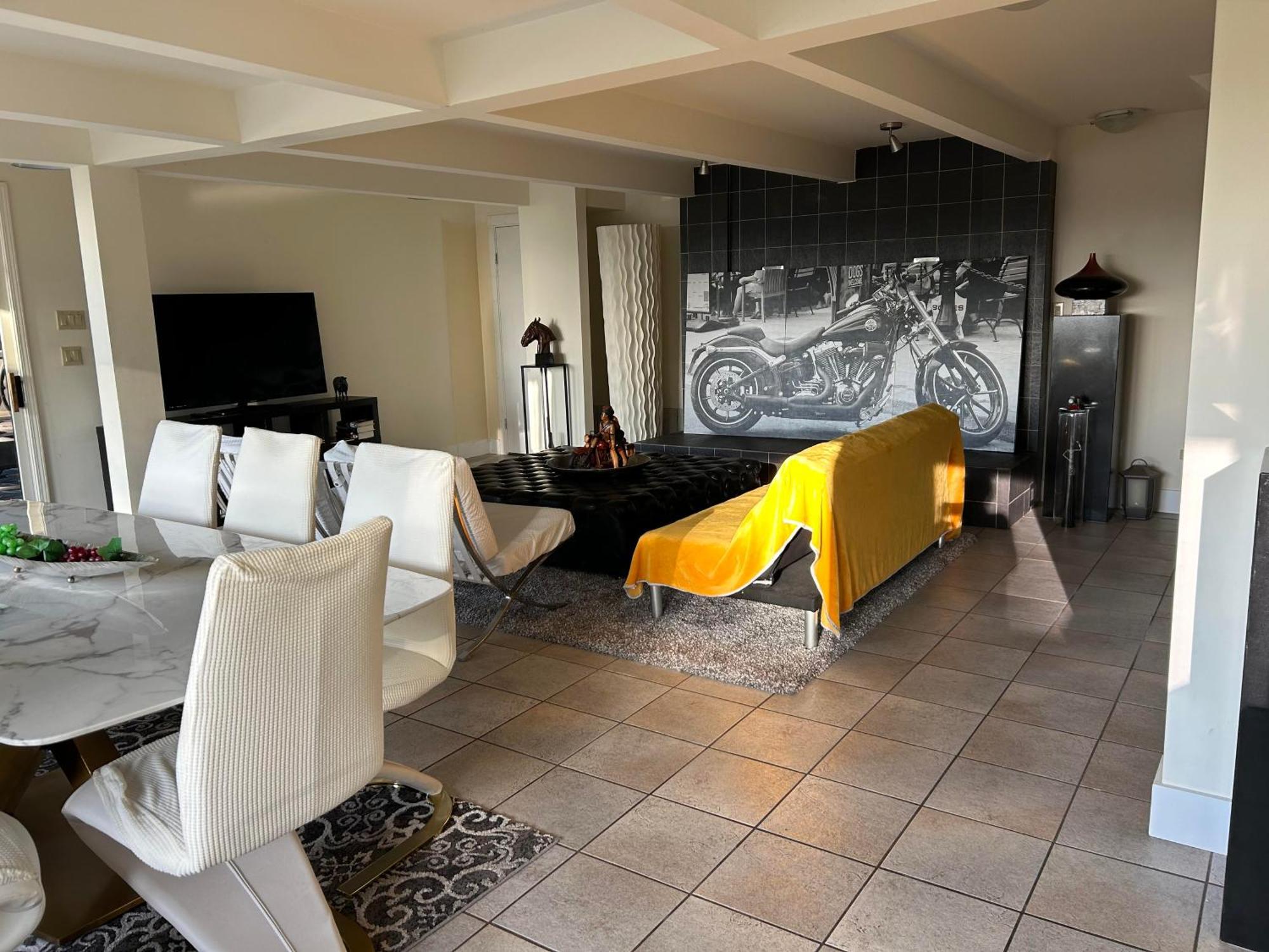 Seymour Private Bedroom, Ensuite Bathroom With Shared Pool, Hot Tub With Views North Vancouver Esterno foto