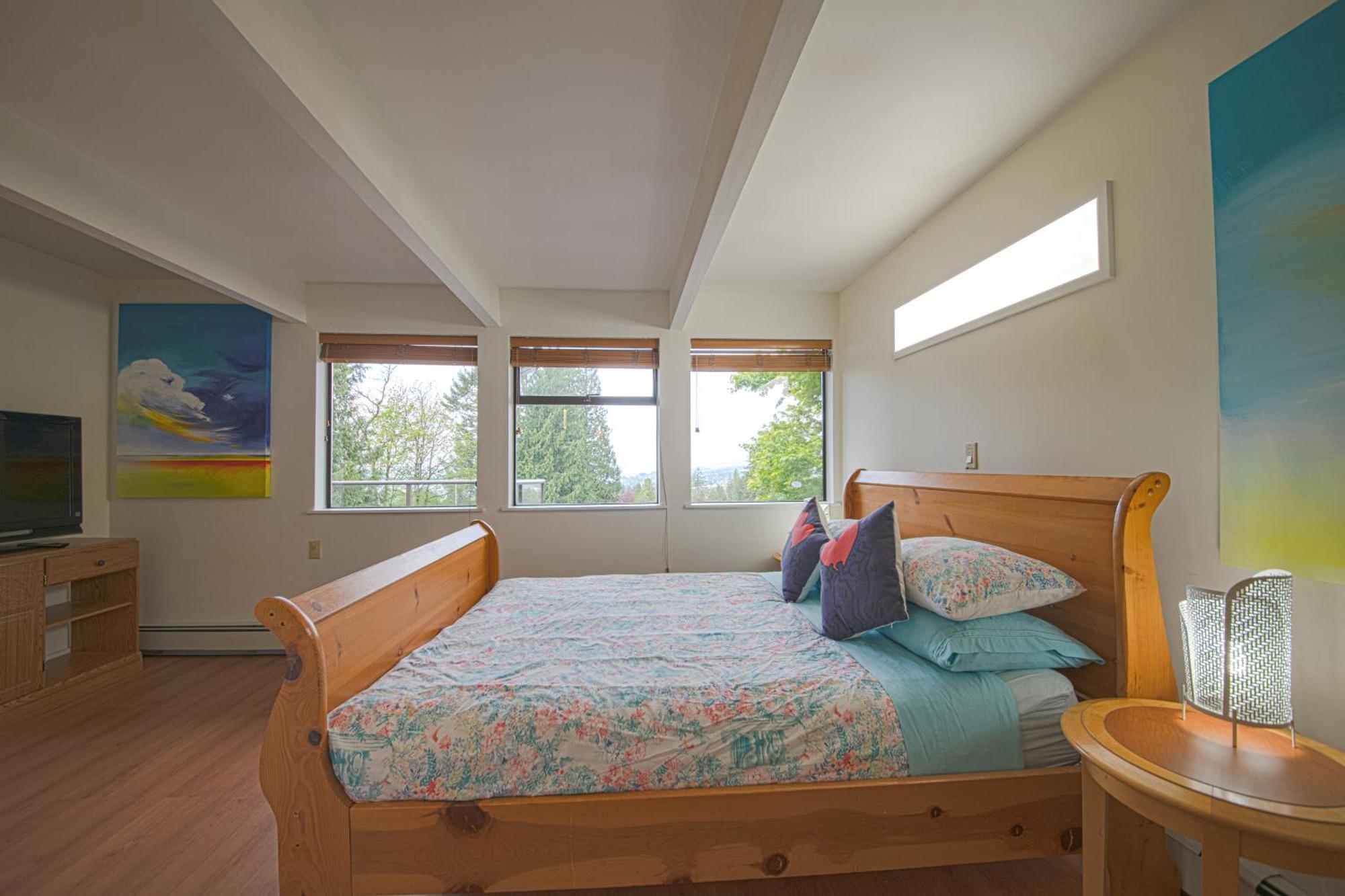 Seymour Private Bedroom, Ensuite Bathroom With Shared Pool, Hot Tub With Views North Vancouver Esterno foto