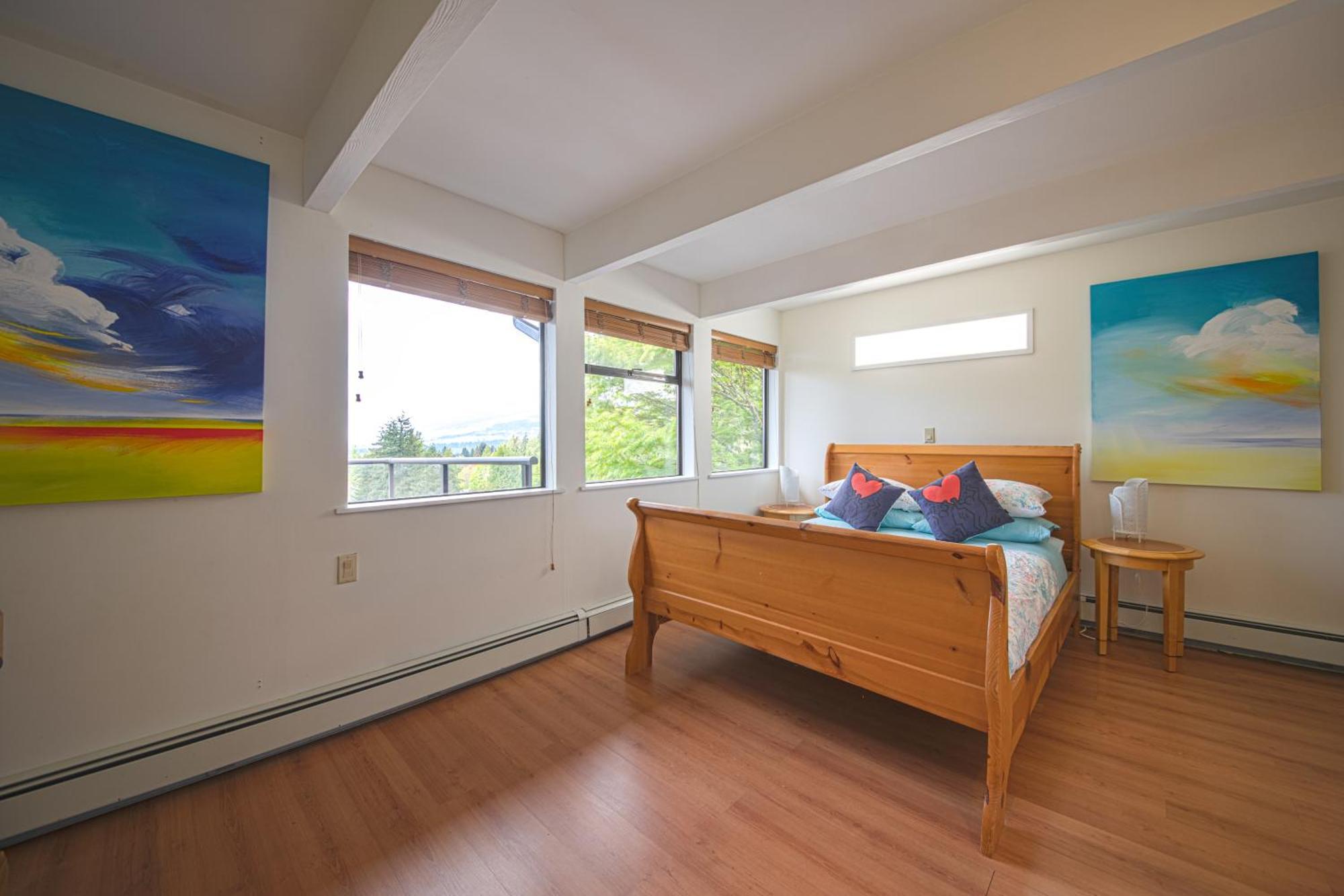 Seymour Private Bedroom, Ensuite Bathroom With Shared Pool, Hot Tub With Views North Vancouver Esterno foto
